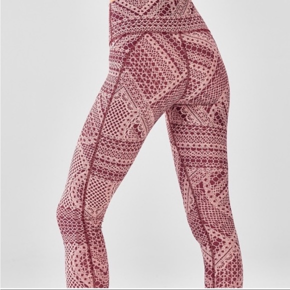 Fabletics lace capris pink and burgundy leggings - Picture 2 of 11